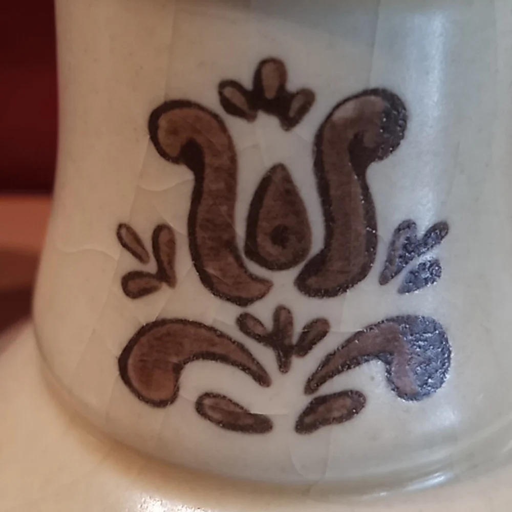 RARE-Pfalzgraff Village Pattern Set of 2 Series #1 Short Candlestick Holders. - Picture 5 of 16